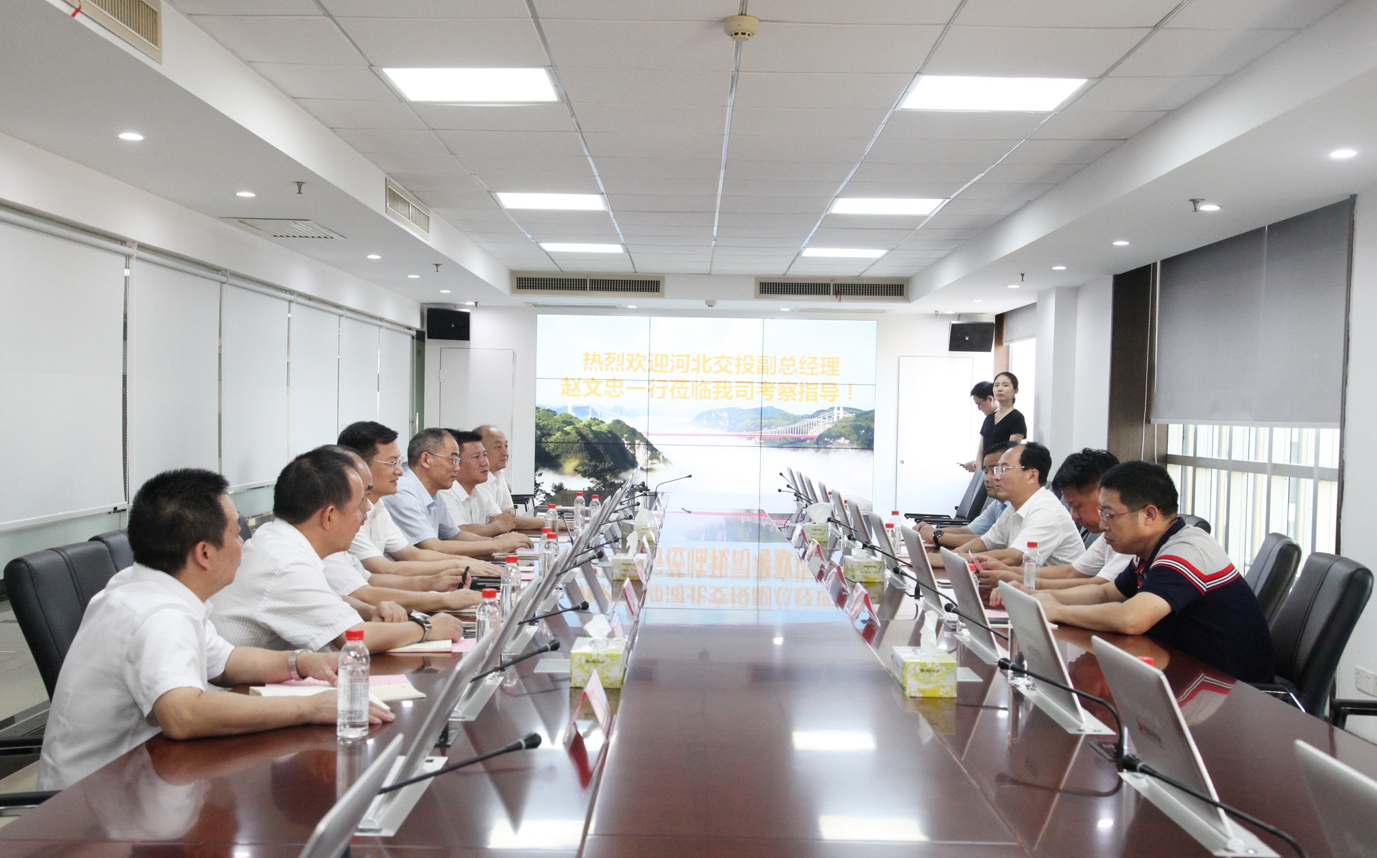 河北交投集團(tuán)來(lái)訪IMG_3709_副本.jpg